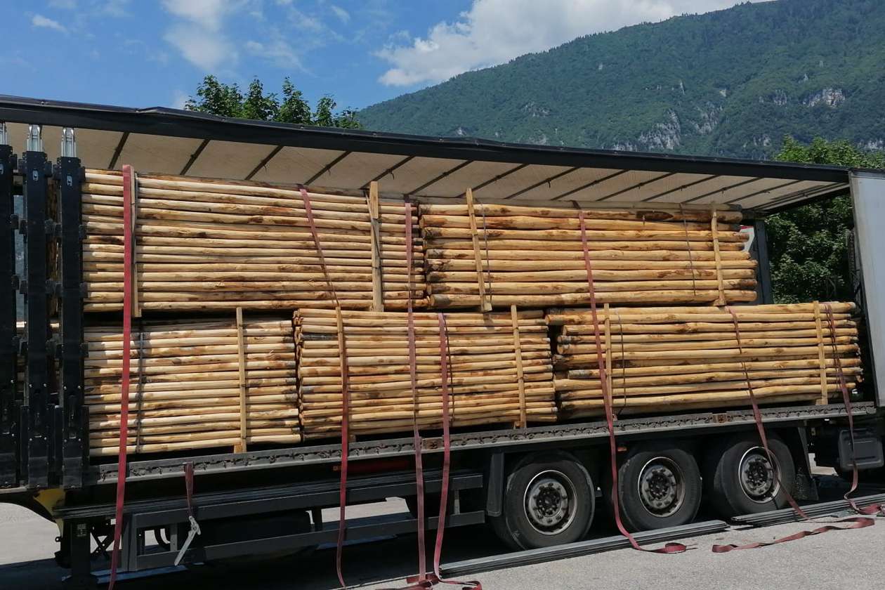 Gorza S.r.l. - Impiego dei pali - Pali per vigneti e frutteti 