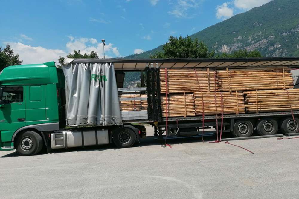 Gorza pali legno - Pali castagno