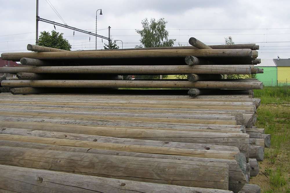 Gorza pali legno - Altri pali - Pali di linee elettriche e telefoniche